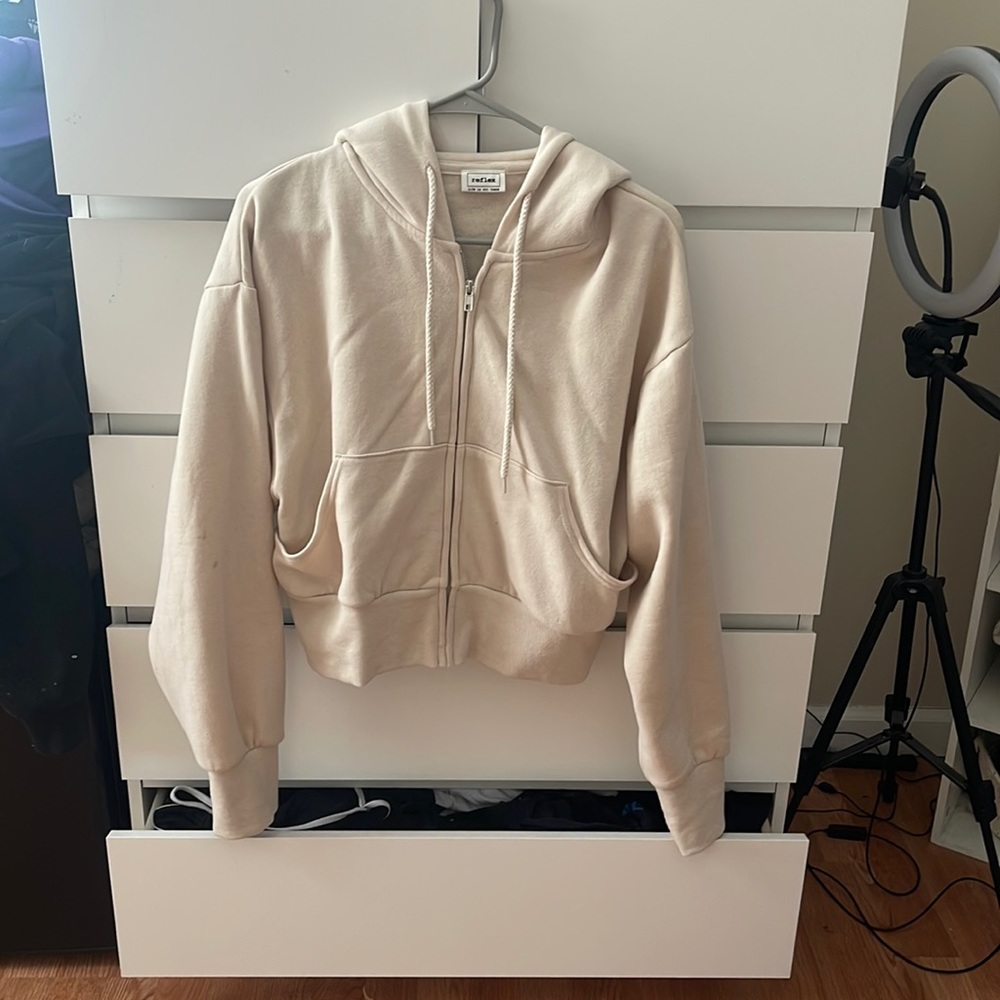 Cropped hoodie